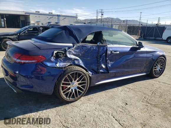2017 Mercedes-Benz C 63 S AMG с VIN WDDWK8HB0HF504913, выставлен на аукционе Copart как лот 77520743 с пробегом Не указан миль и Списание • Salvage title. История ставок и продаж доступна на DreamBid. Изображение 3.