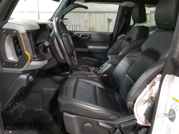 2022 Ford Bronco with VIN 1FMEE5DP2NLB30441, listed as a Copart auction lot 45985755 with 39,241 mi miles and Salvage Title. Bid and sale history available at DreamBid. Image 7.