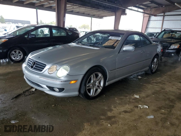 2002 Mercedes-Benz CL AMG z VIN WDBPJ73J42A020126, wystawiony jako Copart lot #45150895 z przebiegiem 115 369 mil mil oraz Szkoda całkowita • Salvage title. Historia ofert i sprzedaży dostępna na DreamBid. Obrazek 1.