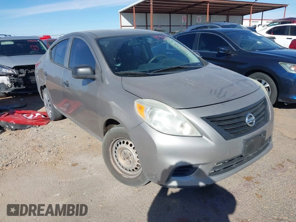 2014 Nissan Versa SV with VIN 3N1CN7AP8EL828670, listed as a IAAI auction lot 41584783 with 154,769 mi miles and . Bid and sale history available at carsss.com. Image 1.