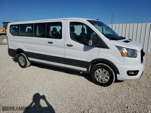 2021 Ford Transit Passenger Wagon XL with VIN 1FBAX2Y82MKA49334, listed as a Copart auction lot 86978324 with 81,468 mi miles and Clean Title. Bid and sale history available at carsss.com. Image 4.
