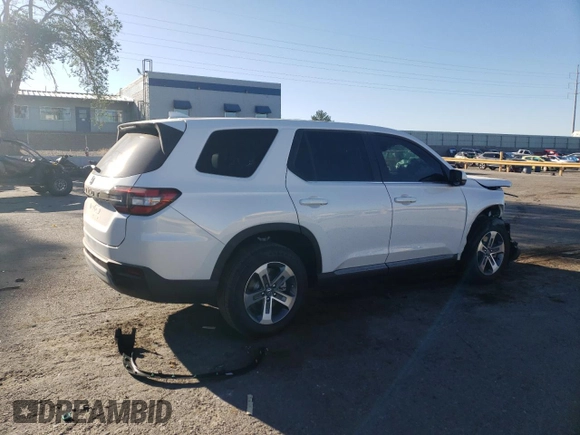 2024 Honda Pilot EX-L 7 Passenger with VIN 5FNYG1H53RB039572, listed as a Copart auction lot 57660834 with 690 mi miles and Salvage Title. Bid and sale history available at carsss.com. Image 3.