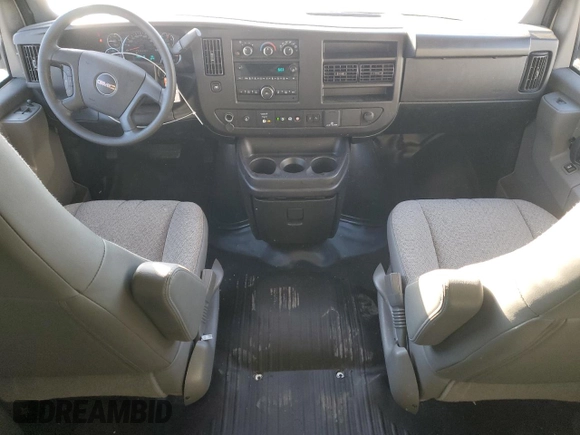 2024 GMC Savana Cargo Van with VIN 1GTW7AFP4R1100447, listed as a Copart auction lot 42630055 with 19,129 mi miles and Salvage Title. Bid and sale history available at carsss.com. Image 8.