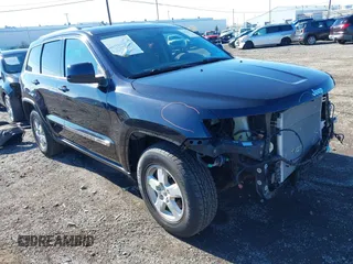 2011 Jeep Grand Cherokee Laredo with VIN 1J4RR4GG1BC547460, listed as a IAAI auction lot 40632674 with 46,745 mi miles and . Bid and sale history available at DreamBid. Image 1.