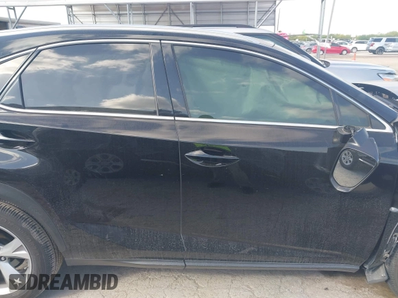 2017 Lexus NX 200t z VIN JTJYARBZ3H2057130, wystawiony jako IAAI lot #42016242 z przebiegiem 94 995 mil mil oraz . Historia ofert i sprzedaży dostępna na DreamBid. Obrazek 13.