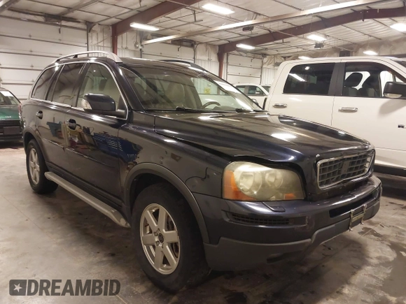 2007 Volvo XC90 I6 with VIN YV4CZ982671353700, listed as a IAAI auction lot 42011095 with 201,566 mi miles and . Bid and sale history available at DreamBid. Image 1.