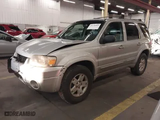 2006 Ford Escape Limited with VIN 1FMCU94116KA13194, listed as a IAAI auction lot 41276569 with 237,273 mi miles. Bid and sale history available at carsss.com. Image 17.