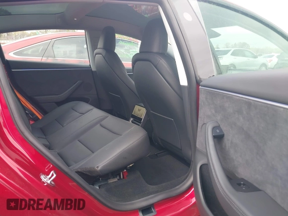 2025 Tesla Model 3 Long Range with VIN 5YJ3E1EB9SF928781, listed as a IAAI auction lot 41870681 with 261 mi miles and . Bid and sale history available at DreamBid. Image 8.