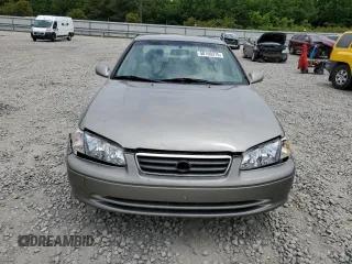 2001 Toyota Camry CE z VIN 4T1BG22KX1U085868, wystawiony jako Copart lot #58100375 z przebiegiem 122 886 mil mil oraz Szkoda całkowita • Salvage title. Historia ofert i sprzedaży dostępna na DreamBid. Obrazek 5.