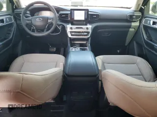 2022 Ford Explorer with VIN 1FMSK7BH1NGB77813, listed as a Copart auction lot 68870304 with 13,910 mi miles and Salvage Title. Bid and sale history available at carsss.com. Image 8.