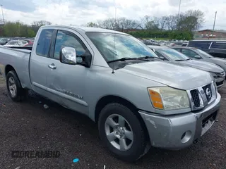 2005 Nissan Titan XE with VIN 1N6BA06A75N567013, listed as a IAAI auction lot 41971758 with 253,664 mi miles. Bid and sale history available at carsss.com. Image 6.