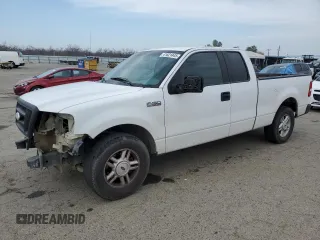 2007 Ford F-150 XL with VIN 1FTPX12557NA26440, listed as a Copart auction lot 41621445 with 184,854 mi miles and Salvage Title. Bid and sale history available at carsss.com. Image 1.