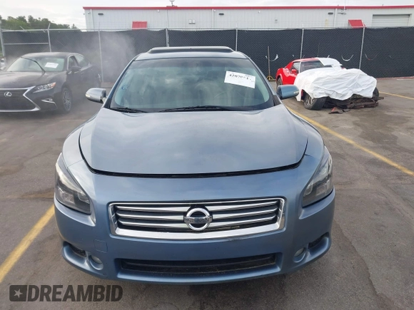 2012 Nissan Maxima SV z VIN 1N4AA5AP7CC805917, wystawiony jako IAAI lot #42070617 z przebiegiem 206 632 mil mil oraz . Historia ofert i sprzedaży dostępna na DreamBid. Obrazek 12.