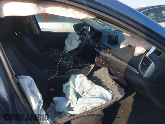 2018 Mazda 3 Sport with VIN 3MZBN1U78JM241243, listed as a IAAI auction lot 41519298 with Not Provided miles and . Bid and sale history available at DreamBid. Image 5.