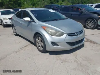 2013 Hyundai Elantra GLS with VIN KMHDH4AE6DU723373, listed as a IAAI auction lot 42007764 with 189,724 mi miles. Bid and sale history available at carsss.com. Image 1.