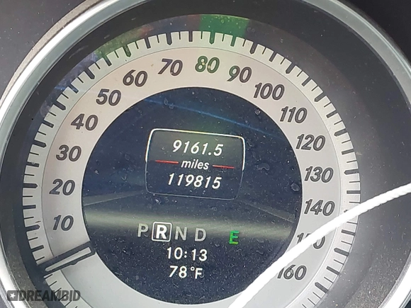 2013 Mercedes-Benz C-Class C 250 with VIN WDDGJ4HB8DG027183, listed as a IAAI auction lot 41912263 with 119,815 mi miles. Bid and sale history available at carsss.com. Image 16.