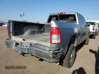 2024 Ram 2500 Big Horn with VIN 3C6UR5DJ8RG413310, listed as a Copart auction lot 60254495 with 7,369 mi miles and Clean title. Bid and sale history available at DreamBid. Image 3.