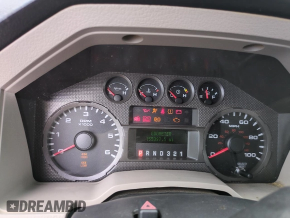 2010 Ford F-250 XL with VIN 1FTSW2B55AEA11379, listed as a Copart auction lot 62398055 with 155,397 mi miles and Salvage title. Bid and sale history available at DreamBid. Image 9.