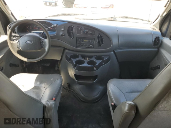 2006 Ford Econoline Cargo with VIN 1FTRE14L66HA70874, listed as a Copart auction lot 64770695 with 169,899 mi miles and Clean title. Bid and sale history available at DreamBid. Image 9.