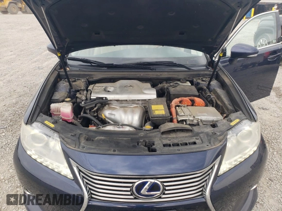 2014 Lexus ES 300h z VIN JTHBW1GG7E2040053, wystawiony jako Copart lot #55051145 z przebiegiem 158 961 mil mil oraz Szkoda całkowita • Salvage title. Historia ofert i sprzedaży dostępna na DreamBid. Obrazek 11.