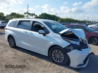 2023 Toyota Sienna XLE z VIN 5TDJRKEC7PS163115, wystawiony jako IAAI lot #42097393 z przebiegiem 63 514 mil mil oraz . Historia ofert i sprzedaży dostępna na DreamBid. Obrazek 1.