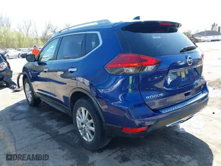 2017 Nissan Rogue SL with VIN JN8AT2MV0HW014068, listed as a IAAI auction lot 41947595 with 107,796 mi miles. Bid and sale history available at carsss.com. Image 3.