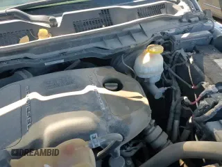 2019 Ram 1500 Tradesman z VIN 1C6RR7KM0KS675643, wystawiony jako Copart lot #44716625 z przebiegiem 123 567 mil mil oraz Szkoda całkowita • Salvage title. Historia ofert i sprzedaży dostępna na DreamBid. Obrazek 13.