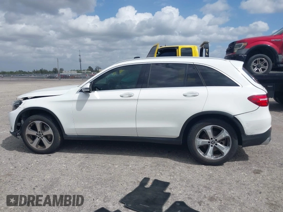 2018 Mercedes-Benz GLC with VIN WDC0G4KB0JV079007, listed as a IAAI auction lot 41910987 with 78,192 mi miles. Bid and sale history available at carsss.com. Image 14.