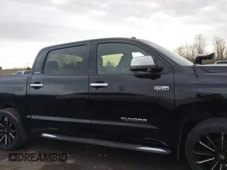 2017 Toyota Tundra 4WD Limited with VIN 5TFHW5F13HX653553, listed as a IAAI auction lot 41898133 with 140,981 mi miles. Bid and sale history available at carsss.com. Image 14.