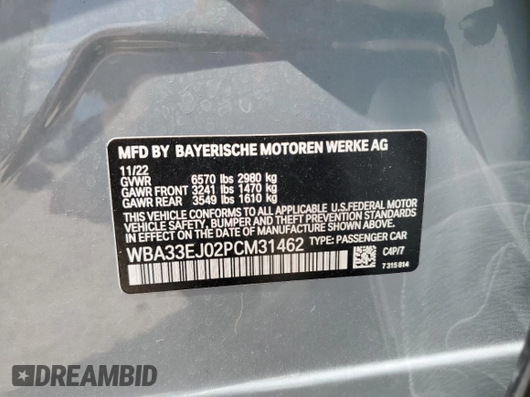 2023 BMW 7 Series 760i xDrive z VIN WBA33EJ02PCM31462, wystawiony jako Copart lot #60895944 z przebiegiem 21 413 mil mil oraz Czysty tytuł • Clean title. Historia ofert i sprzedaży dostępna na DreamBid. Obrazek 13.