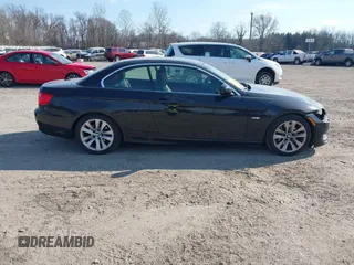 2013 BMW 3 Series 328i z VIN WBADW7C5XDE732643, wystawiony jako IAAI lot #41665789 z przebiegiem Nie podano mil oraz . Historia ofert i sprzedaży dostępna na DreamBid. Obrazek 13.