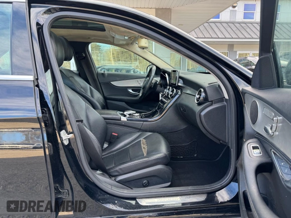 2015 Mercedes-Benz C 300 Luxury with VIN 55SWF4KB6FU080735, listed as a Copart auction lot 47781935 with 122,005 mi miles and Clean title. Bid and sale history available at DreamBid. Image 5.