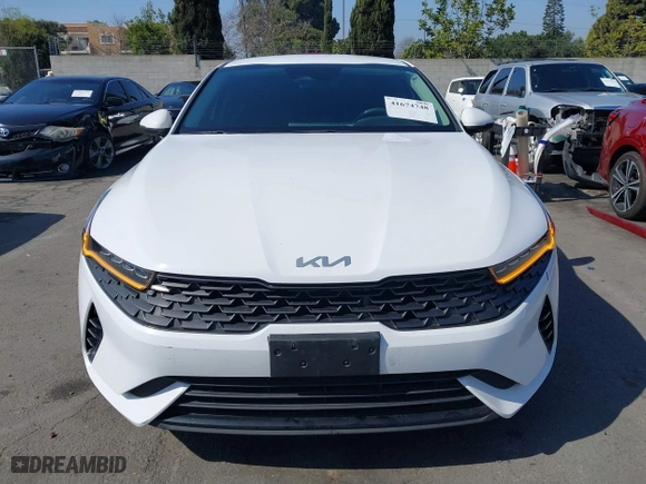 2022 Kia K5 LXS with VIN 5XXG14J2XNG123961, listed as a IAAI auction lot 41674748 with 42,893 mi miles. Bid and sale history available at carsss.com. Image 13.
