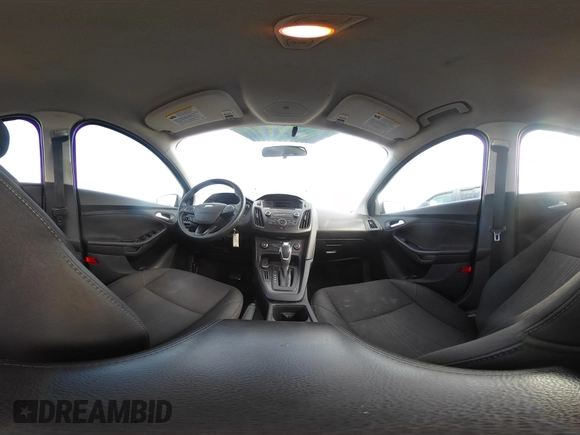 2015 Ford Focus SE with VIN 1FADP3F22FL384125, listed as a IAAI auction lot 40746333 with 53,530 mi miles. Bid and sale history available at carsss.com. Image 18.