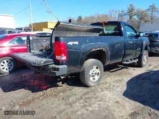 2013 GMC Sierra 2500HD Work Truck with VIN 1GT02ZCG9DZ247493, listed as a IAAI auction lot 41595476 with 1 mi miles. Bid and sale history available at carsss.com. Image 4.