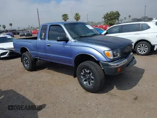 2000 Toyota Tacoma PreRunner with VIN 4TASM92N5YZ604138, listed as a IAAI auction lot 42346827 with 252,139 mi miles and . Bid and sale history available at DreamBid. Image 1.