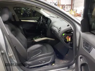 2010 Audi A4 Premium z VIN WAUDFAFL8AN028850, wystawiony jako IAAI lot #42319215 z przebiegiem Nie podano mil oraz . Historia ofert i sprzedaży dostępna na DreamBid. Obrazek 5.