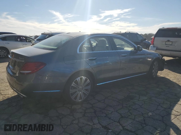 2019 Mercedes-Benz E 450 with VIN WDDZF6JBXKA565531, listed as a Copart auction lot 88964645 with Not Provided miles and Salvage Title. Bid and sale history available at DreamBid. Image 3.