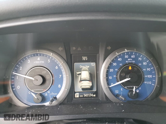 2016 Toyota Sienna Limited with VIN 5TDDK3DC0GS146147, listed as a Copart auction lot 55817445 with 141,174 mi miles and Salvage title. Bid and sale history available at DreamBid. Image 9.