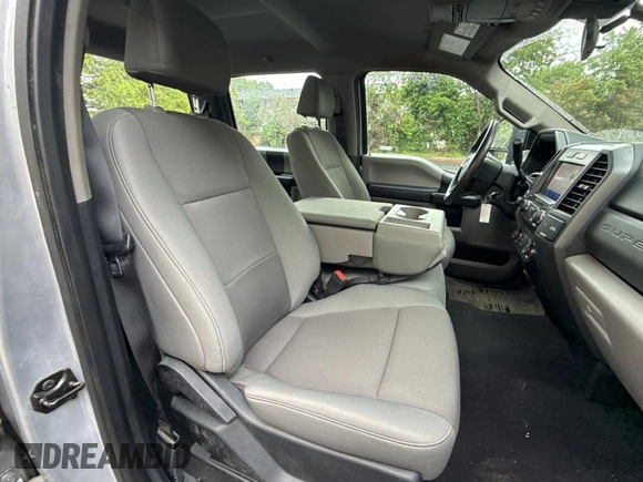 2020 Ford F-250 XL z VIN 1FT7W2BT1LEE63319, wystawiony jako Copart lot #57185135 z przebiegiem 14 660 mil mil oraz Szkoda całkowita • Salvage title. Historia ofert i sprzedaży dostępna na DreamBid. Obrazek 5.