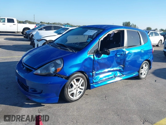 2007 Honda Fit Sport with VIN JHMGD38647S062205, listed as a IAAI auction lot 41478355 with 162,109 mi miles. Bid and sale history available at carsss.com. Image 2.