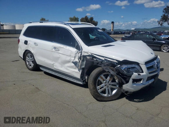 2015 Mercedes-Benz GL-Class GL 350 BlueTEC with VIN 4JGDF2EE6FA466336, listed as a Copart auction lot 51513435 with 177,215 mi miles and Salvage Title. Bid and sale history available at carsss.com. Image 4.