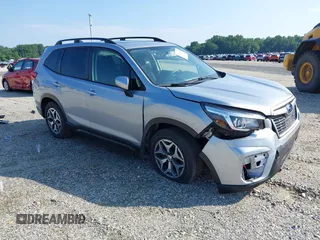 2020 Subaru Forester Premium with VIN JF2SKAJC1LH513640, listed as a IAAI auction lot 42663276 with 22,104 mi miles and . Bid and sale history available at DreamBid. Image 1.