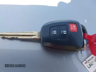 2016 Toyota Highlander LE Plus z VIN 5TDZKRFH2GS149519, wystawiony jako IAAI lot #42346714 z przebiegiem 76 682 mil mil oraz . Historia ofert i sprzedaży dostępna na DreamBid. Obrazek 11.