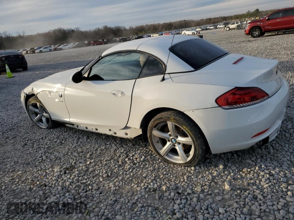 2012 BMW Z4 sDrive28i with VIN WBALL5C59CJ103051, listed as a Copart auction lot 87015834 with 92,071 mi miles and Salvage title. Bid and sale history available at DreamBid. Image 2.
