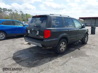 2004 Honda Pilot EX with VIN 5FNYF18514B001334, listed as a IAAI auction lot 41754663 with 208,514 mi miles. Bid and sale history available at carsss.com. Image 4.