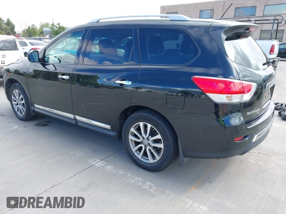 2015 Nissan Pathfinder SV with VIN 5N1AR2MN7FC682812, listed as a IAAI auction lot 42258264 with 74,495 mi miles and . Bid and sale history available at DreamBid. Image 3.
