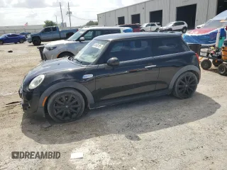 2016 MINI Hardtop S с VIN WMWXP7C50G3B33554, выставлен на аукционе Copart как лот 66163155 с пробегом 95 387 миль миль и Списание • Salvage title. История ставок и продаж доступна на DreamBid. Изображение 1.