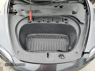 2024 Tesla Model 3 z VIN 5YJ3E1EA6RF773141, wystawiony jako Copart lot #61399385 z przebiegiem 9 245 mil mil oraz Szkoda całkowita • Salvage title. Historia ofert i sprzedaży dostępna na DreamBid. Obrazek 11.