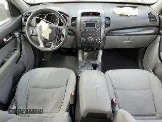 2013 Kia Sorento LX with VIN 5XYKT4A2XDG402146, listed as a Copart auction lot 47826415 with 199,943 mi miles and Salvage Title. Bid and sale history available at carsss.com. Image 8.
